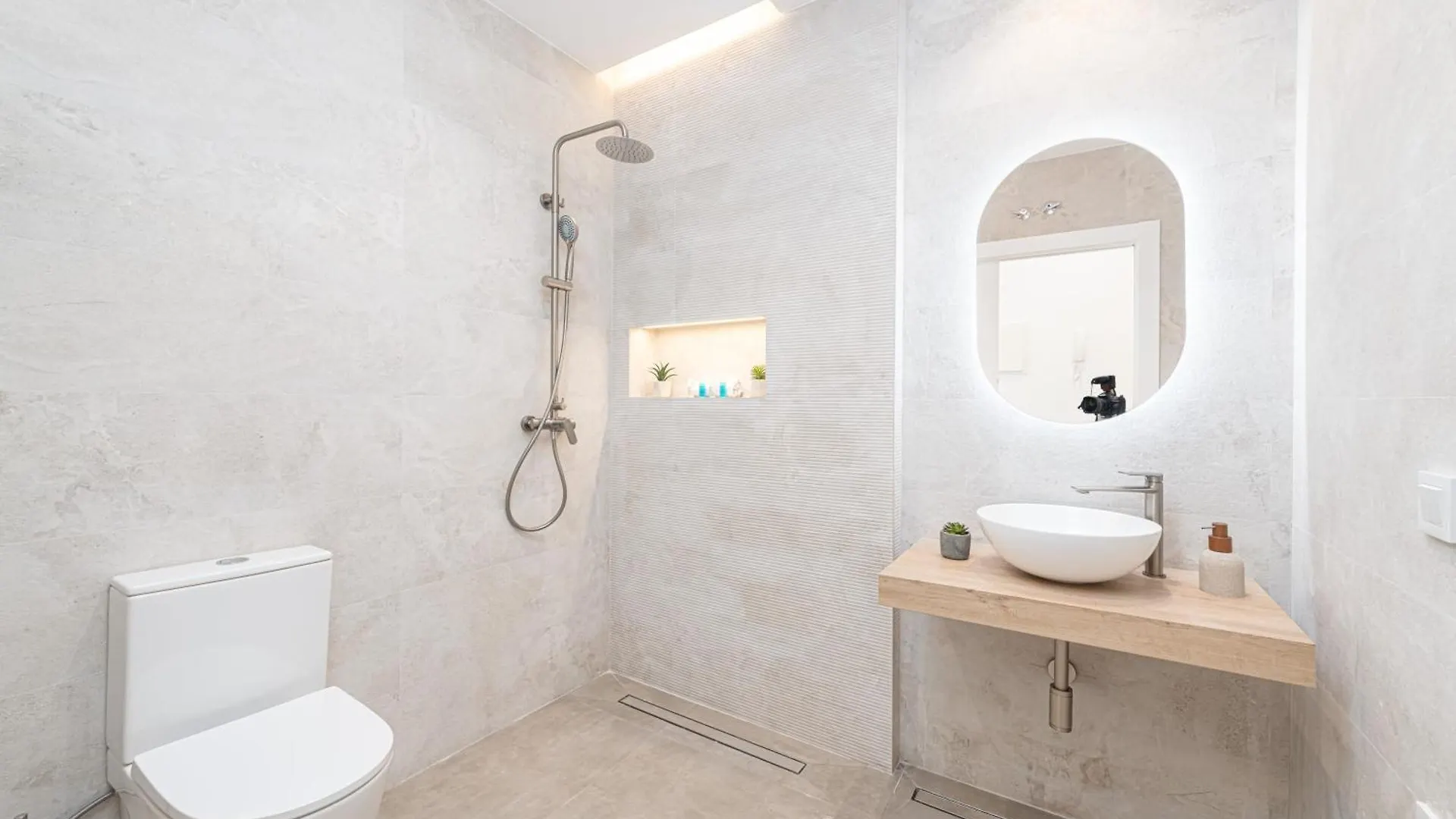 Wintowinrentals Goleta Suites 0A Málaga 0*,  Spanien