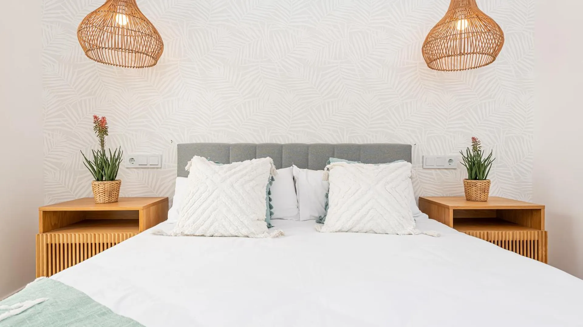 Wintowinrentals Goleta Suites 0A Málaga Apartment