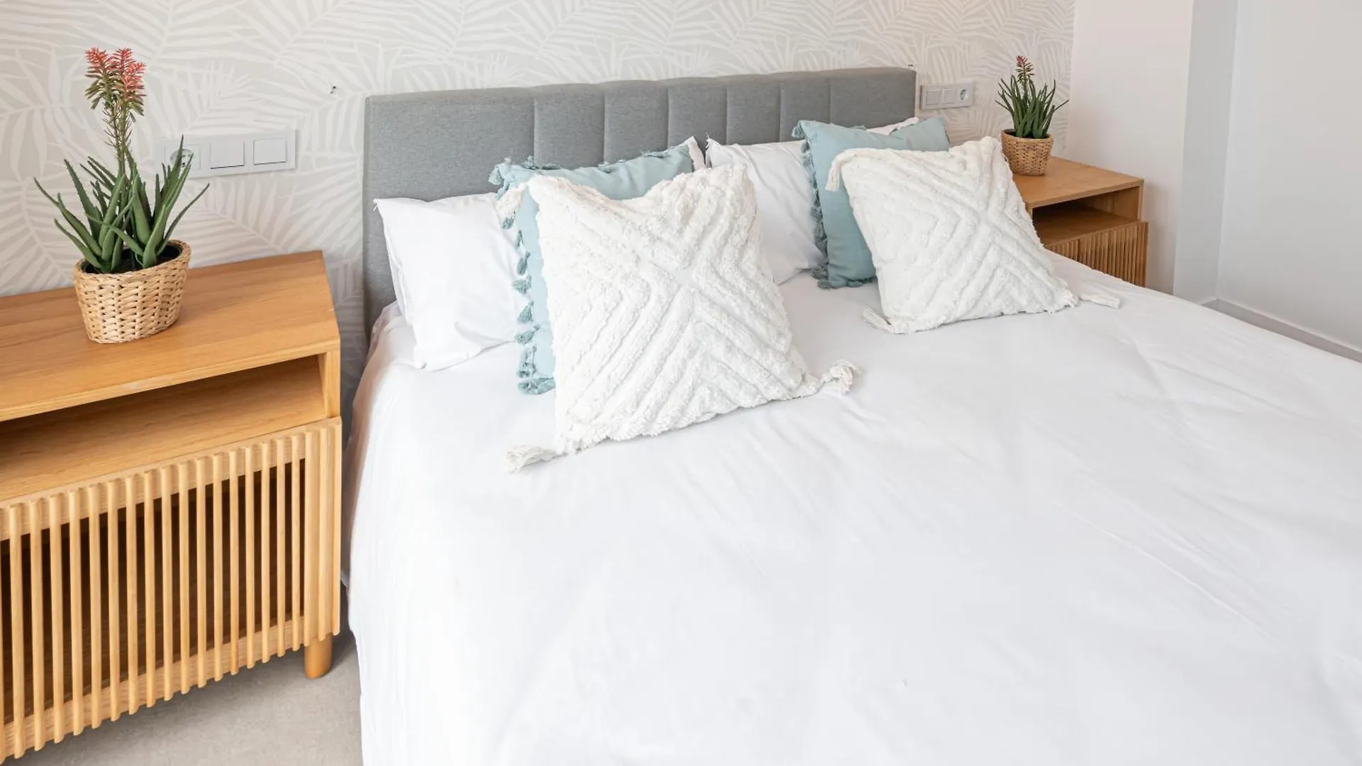 Wintowinrentals Goleta Suites 0A Малага 0*,  Испания